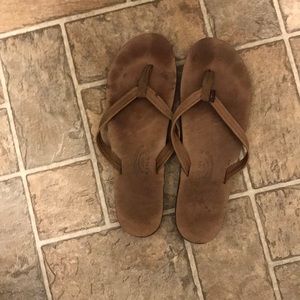 Size 11 women’s Rainbows